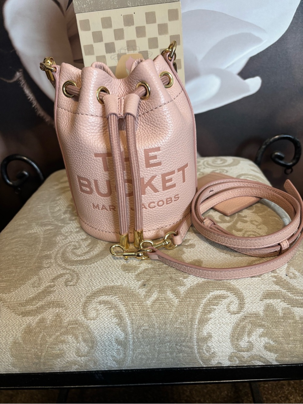 Marc Jacobs Mini Bucket Bag and Card Case in Blush Pink - Picture 8 of 10